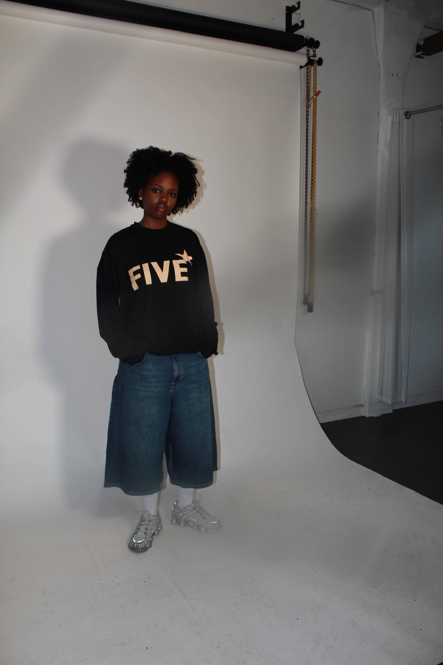 Five Star Long Sleeve Tee Black
