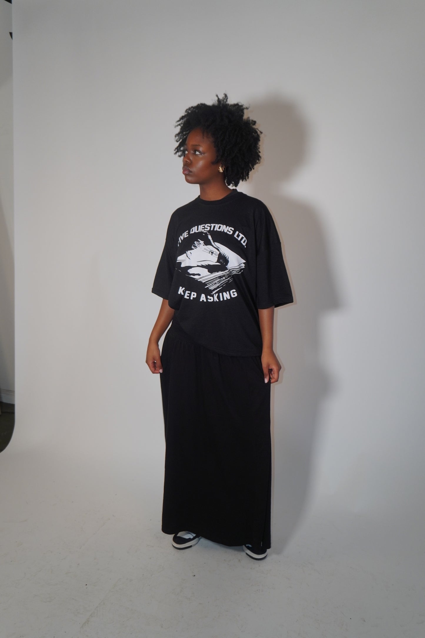 Lightbulb Tee Black